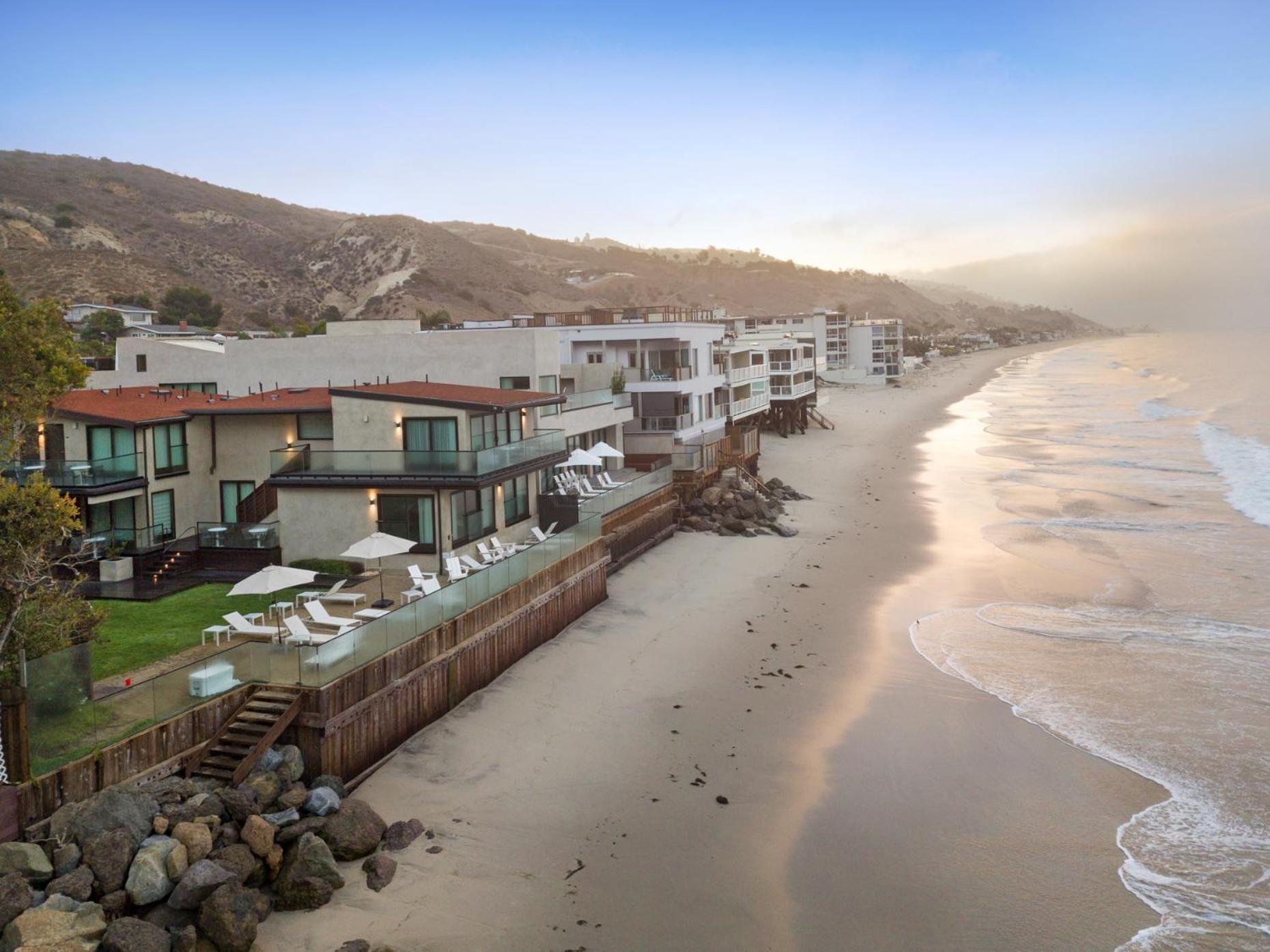 Malibu Sand Carbon Beach Suites Zewnętrze zdjęcie
