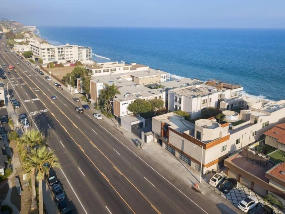 Malibu Sand Carbon Beach Suites Zewnętrze zdjęcie