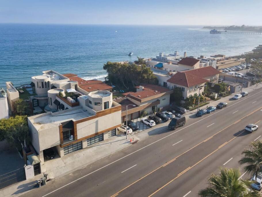 Malibu Sand Carbon Beach Suites Zewnętrze zdjęcie