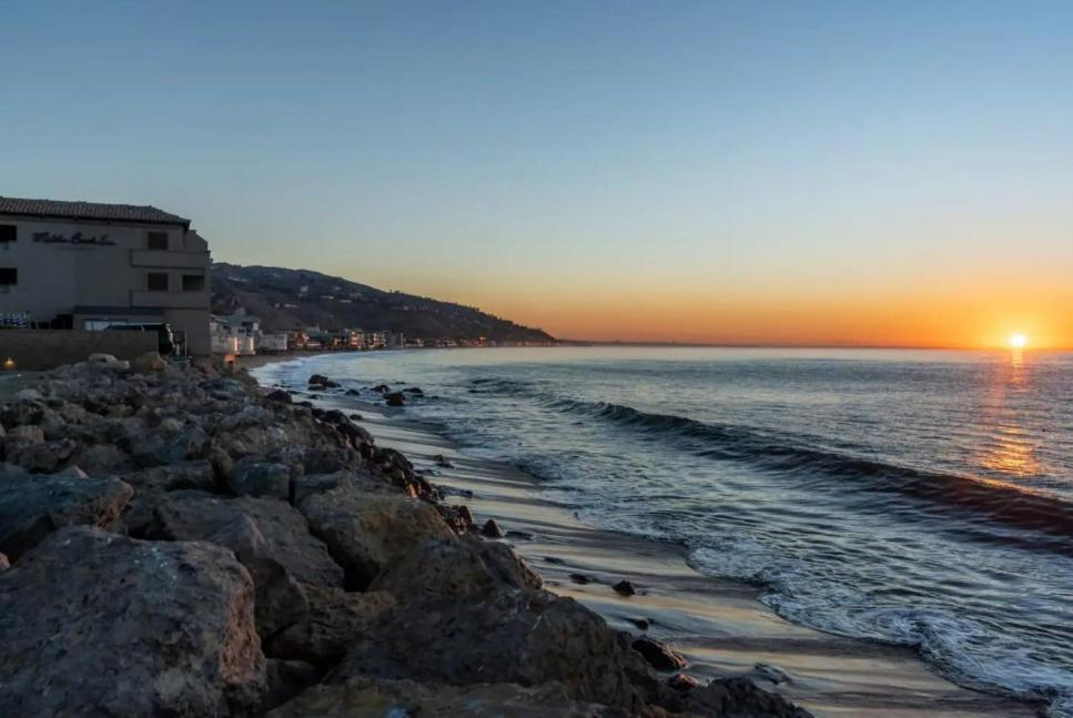 Malibu Sand Carbon Beach Suites Zewnętrze zdjęcie
