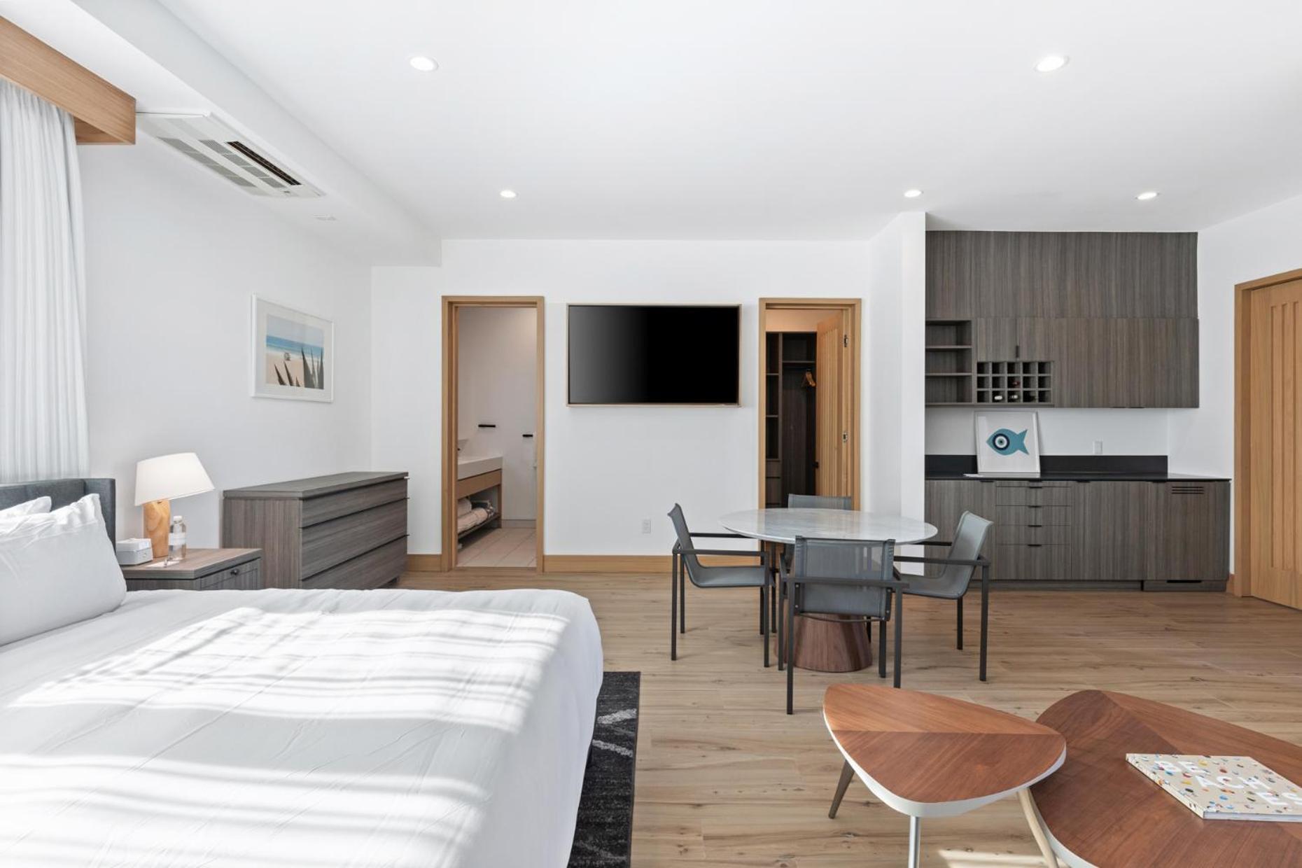 Malibu Sand Carbon Beach Suites Zewnętrze zdjęcie