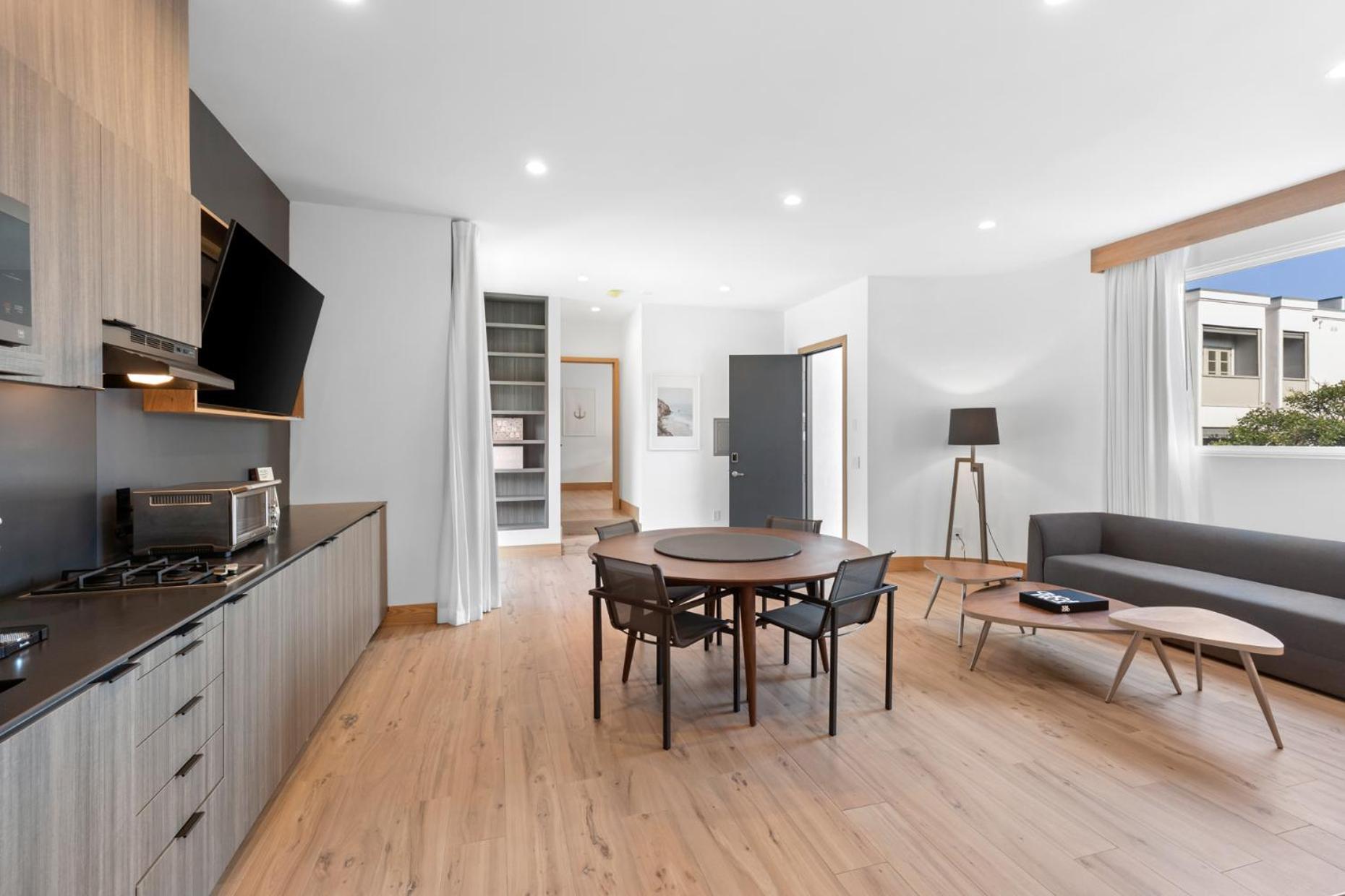 Malibu Sand Carbon Beach Suites Zewnętrze zdjęcie